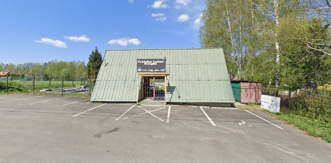 Cyklobar Minigolf Lučina
