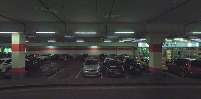 Kavárna Piazza Doro/Plzeň Tesco Rokycanská.