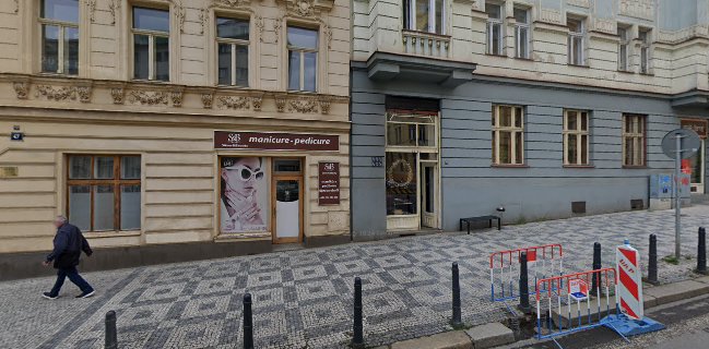 Opinii despre Cafe Hrnek în Praha - Gastronomie a pohostinství