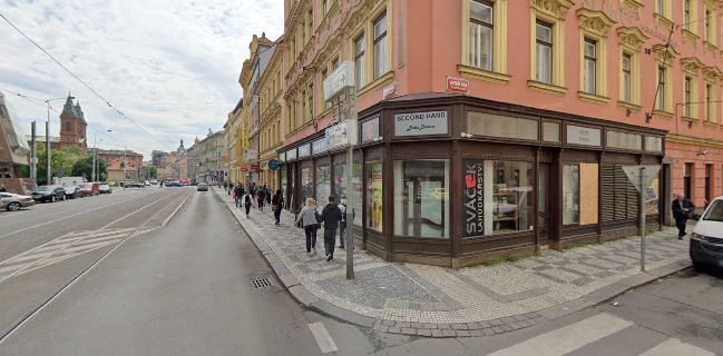 Opinii despre Lahůdkářství Sváček - zahraniční speciality în Praha - Gastronomie a pohostinství