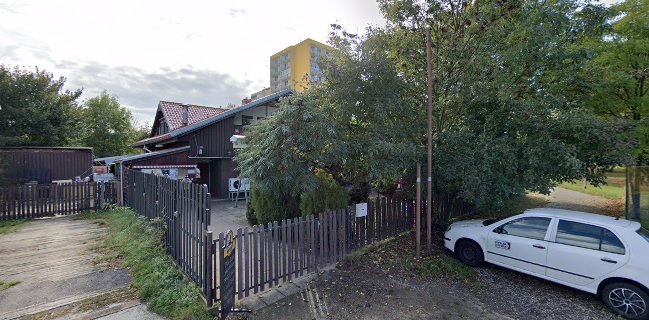 Opinii despre Pizzerie Bar Quatro în Štětí - Gastronomie a pohostinství