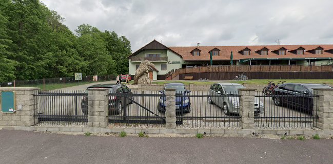 Restaurace a Rozhledna Rumburak Bítov